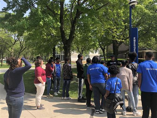 students on tour outside 